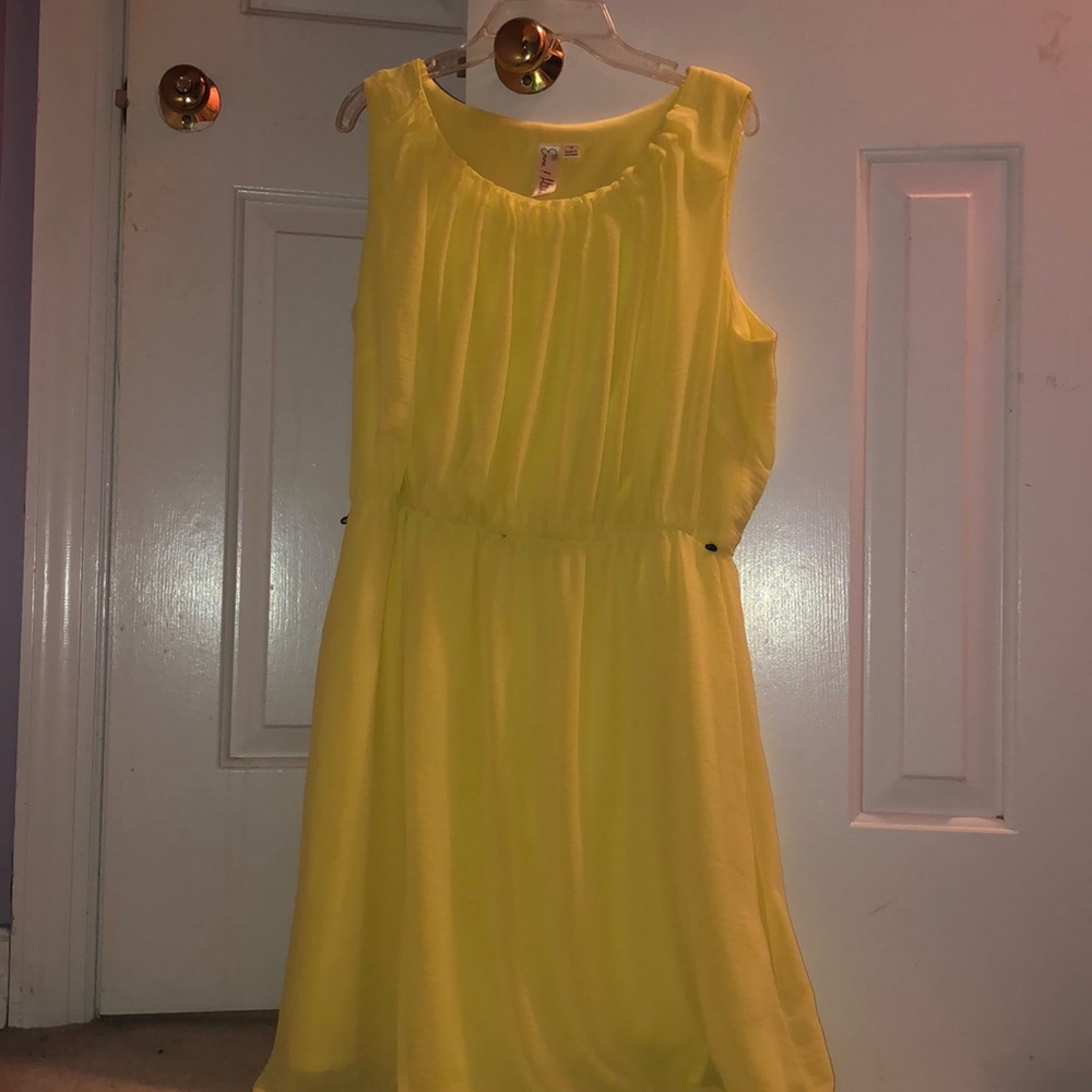 Yellow sundress